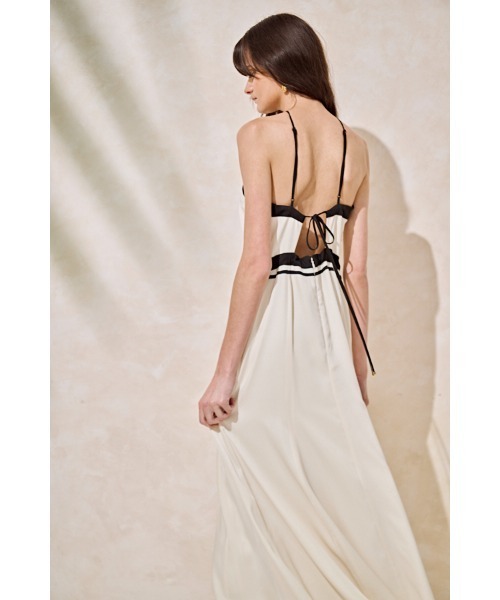 Estella.K(エステラケー)の「Riviera Grace Dress バイカラードレス(ワンピース・レディース・ブラック/オフホワイト・FREE)」の4枚目の写真