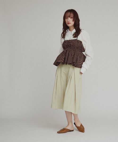 W:Huku(フーク)の「【W:Huku / ドライタッチツイル】スラックス バミューダ パンツ / Dry-Touch Twill Bermuda Shorts(スラックス・レディース・ブラック/ベージュ・M/L)」の18枚目の写真