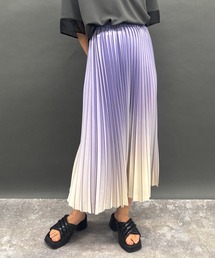 着心地抜群！大人グラデーションプリーツスカート