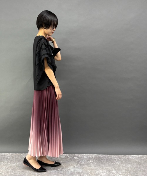 NICOLE white(ニコルホワイト)の「着心地抜群!大人グラデーションプリーツスカート(スカート・レディース・ボルドー/ブルー/グリーン/ブラック/パープル・FREE)」の22枚目の写真