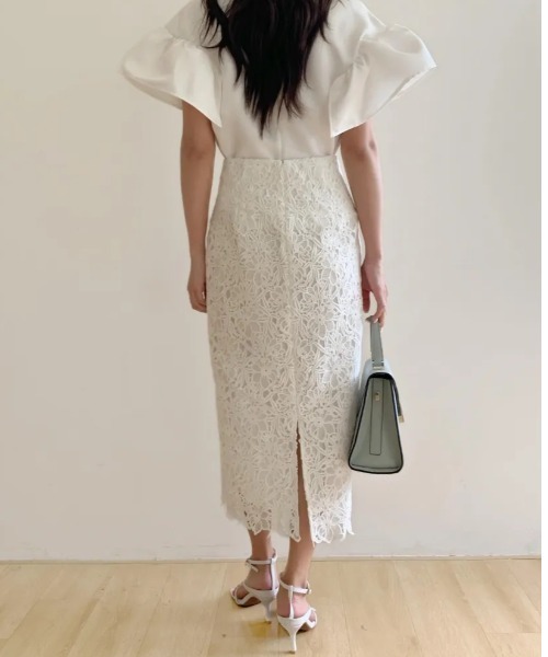 BIRTHDAY BASH(バースデイバッシュ)の「CHEMICAL LACE PENCIL SKIRT(スカート・レディース・ブルー/ホワイト・MEDIUM/SMALL)」の3枚目の写真