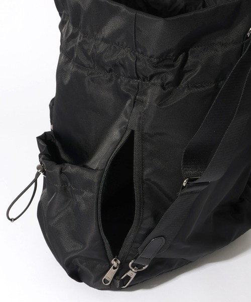 THE NORTH FACE(ザノースフェイス)の「【THE NORTH FACE/ザノースフェイス】BONNEY PACK M/ボニーパック 3WAY巾着型ショルダーバッグ(バックパック/リュック・メンズ・クリーム/ブラック/スモークピンク・FREE)」の7枚目の写真