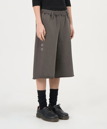 Cut Off Bermuda Sweat Pants (Khaki Grey)