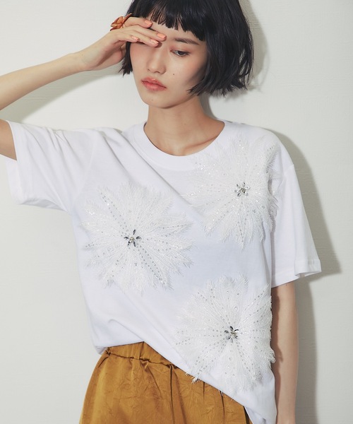 ANOTHER S(アナザーエス)の「花モチーフT(Tシャツ/カットソー・レディース・ブラック/ホワイト・FREE)」の10枚目の写真
