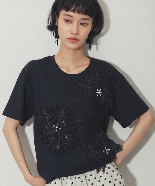 ANOTHER S(アナザーエス)の「花モチーフT(Tシャツ/カットソー・レディース・ブラック/ホワイト・FREE)」の21枚目の写真
