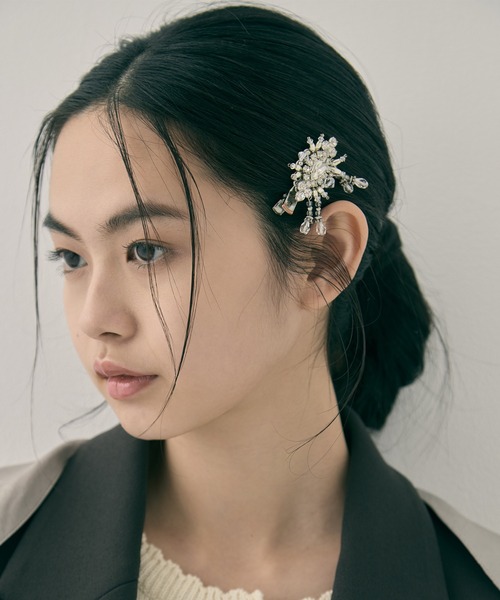 tanakadaisuke(タナカダイスケ)の「【tanakadaisuke/タナカダイスケ】crystal hair clip left/クリスタルヘアクリップ/左側用(バレッタ/ヘアクリップ・レディース・シルバー・FREE)」の6枚目の写真