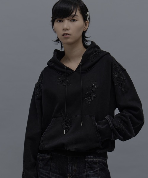 tanakadaisuke(タナカダイスケ)の「【tanakadaisuke/タナカダイスケ】crystal hair clip left/クリスタルヘアクリップ/左側用(バレッタ/ヘアクリップ・レディース・シルバー・FREE)」の16枚目の写真