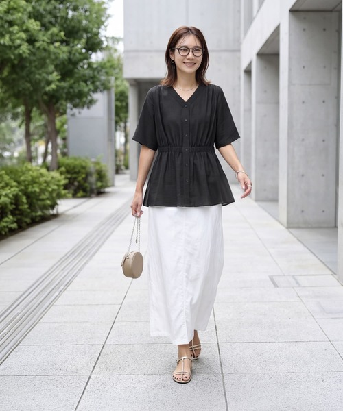 STYLE DELI(スタイルデリ)の「【LUXE】ウエストギャザーハーフスリーブブラウス(Tシャツ/カットソー・レディース・ブラック/ミント/レッド・FREE)」の12枚目の写真