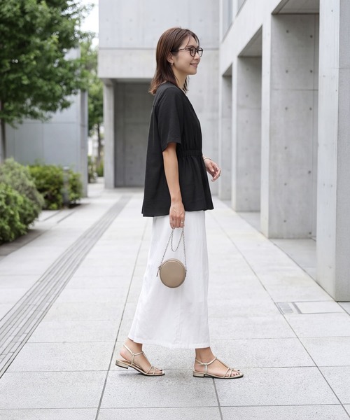STYLE DELI(スタイルデリ)の「【LUXE】ウエストギャザーハーフスリーブブラウス(Tシャツ/カットソー・レディース・ブラック/ミント/レッド・FREE)」の14枚目の写真