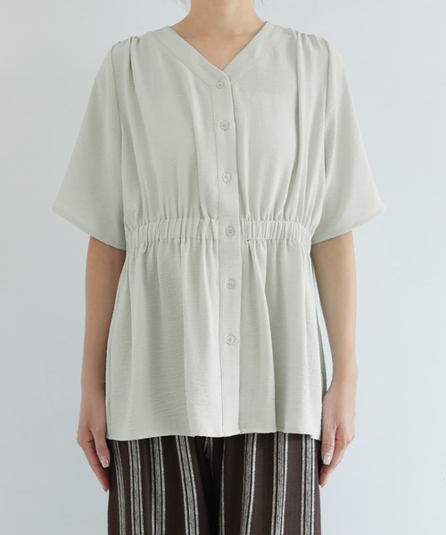 STYLE DELI(スタイルデリ)の「【LUXE】ウエストギャザーハーフスリーブブラウス(Tシャツ/カットソー・レディース・ブラック/ミント/レッド・FREE)」の17枚目の写真