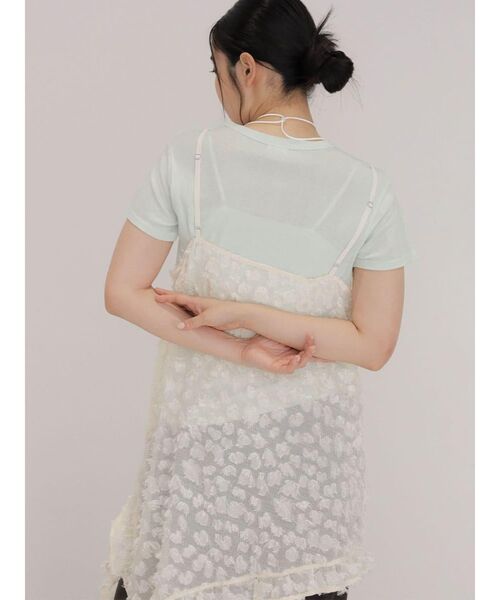 FIKA.(フィーカ)の「Jacquard hem camisole(キャミソール・レディース・オフホワイト/ブラウン・MEDIUM)」の7枚目の写真