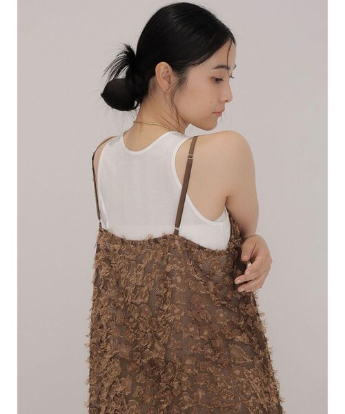 FIKA.(フィーカ)の「Jacquard hem camisole(キャミソール・レディース・オフホワイト/ブラウン・MEDIUM)」の19枚目の写真