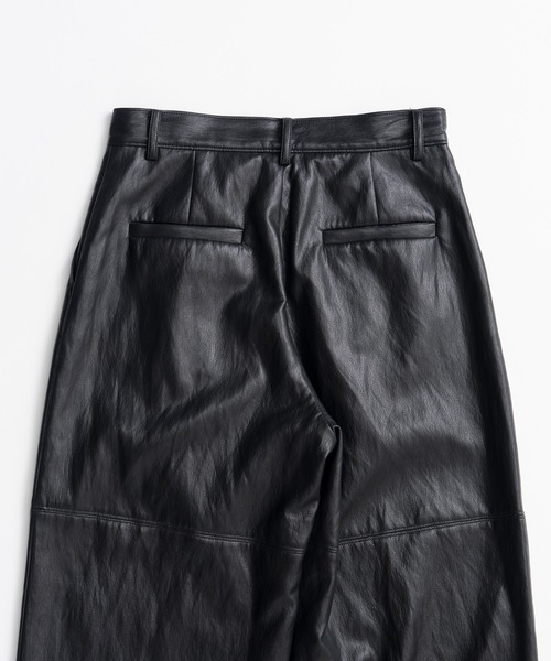 PRANK PROJECT(プランクプロジェクト)の「【2026Autumn Pre-Order】ヴィーガンレザースリットレースパンツ / Vegan Leather Slit Lace Pants(その他パンツ・レディース・ブラウン/ホワイト/ブラック・38/36/34)」の18枚目の写真