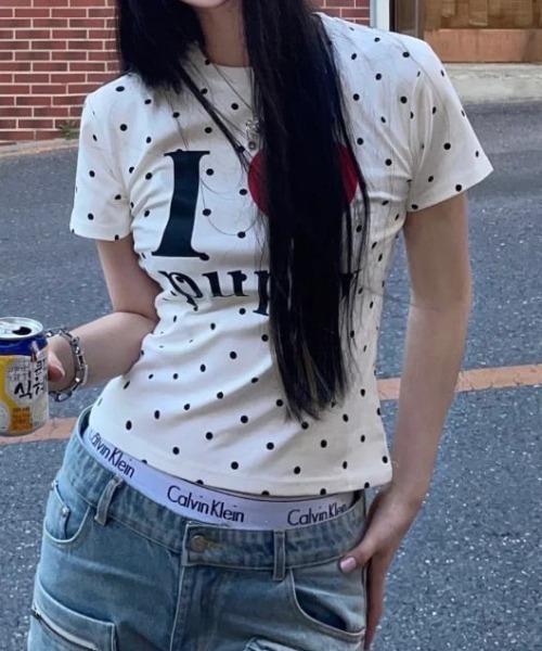 Teem Store(チームストア)の「ロゴプリントTシャツ ドット柄ピチT(Tシャツ/カットソー・レディース・ホワイト系1/ホワイト系3/ホワイト系2・M/S)」の6枚目の写真
