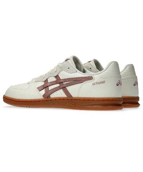 ASICS（アシックス）の「ASICS SKYHAND OG（アシックス スカイハンド OG）（スニーカー・メンズ・ベージュ系・27cm/27.5cm/28cm/28.5cm/29cm/24cm/24.5cm/25cm/25.5cm/26cm/26.5cm/22.5cm/23cm/23.5cm）」の2枚目の写真
