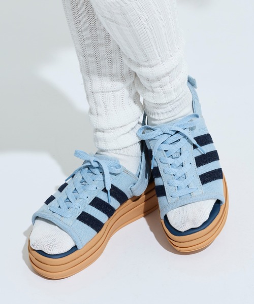 adidas(アディダス)の「ガゼル ボールド サンダル / GAZELLE BOLD SANDALS / アディダスオリジナルス adidas Originals 厚底サンダル(サンダル・レディース・ブルー・22.5cm/23.5cm/24.5cm/25.5cm/26.5cm/27.5cm/28.5cm)」の2枚目の写真
