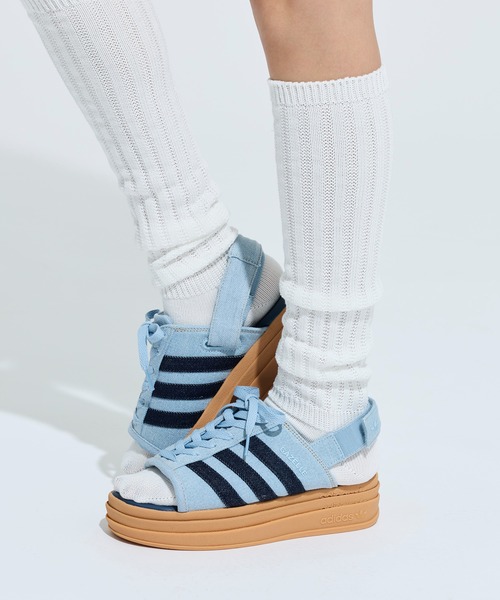 adidas(アディダス)の「ガゼル ボールド サンダル / GAZELLE BOLD SANDALS / アディダスオリジナルス adidas Originals 厚底サンダル(サンダル・レディース・ブルー・22.5cm/23.5cm/24.5cm/25.5cm/26.5cm/27.5cm/28.5cm)」の4枚目の写真