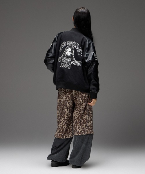 X-girl(エックスガール)の「FACE PATCH STADIUM JACKET(スタジャン・レディース・ブラック/バーガンディー・M/S)」の4枚目の写真