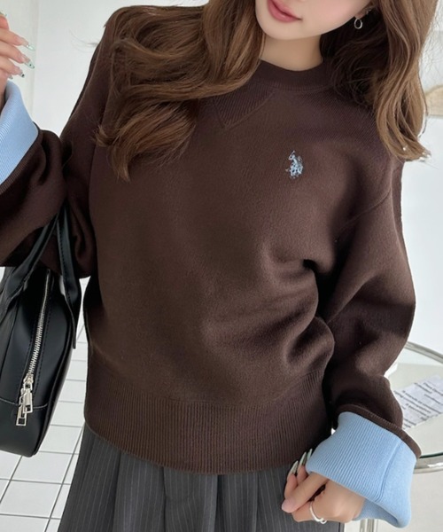 U.S. POLO ASSN.(ユーエスポロアッスン)の「【Ada.別注 U.S. POLO ASSN.】 ガゼットデザイン 袖口 バイカラー スウェットライク ニット(ニット/セーター・レディース・チャコール/アイボリー/ブラウン・M/L)」の7枚目の写真