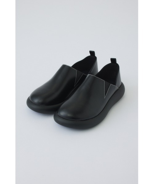 RIM.ARK(リムアーク)の「Leather slip-on(レザー スリップオン)(スリッポン・レディース・ブラック/ブラウン・37/36/38)」の2枚目の写真