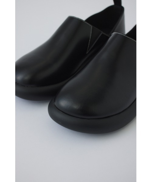 RIM.ARK(リムアーク)の「Leather slip-on(レザー スリップオン)(スリッポン・レディース・ブラック/ブラウン・37/36/38)」の6枚目の写真