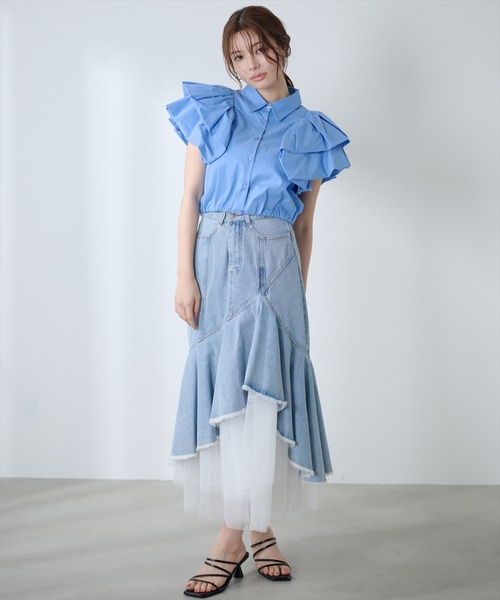 AND COUTURE(アンドクチュール)の「チュールレイヤードデニムスカート(デニムスカート・レディース・ブラック/ブルー・SMALL/MEDIUM)」の2枚目の写真