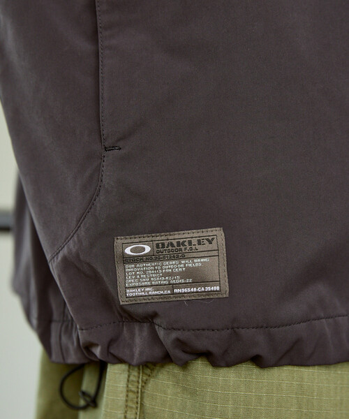 OAKLEY(オークリー)の「OAKLEY/オークリー FGL SECTOR JACKET 6.7 限定展開(ナイロンジャケット・メンズ・グレー/ブラック・LARGE/MEDIUM/SMALL)」の11枚目の写真
