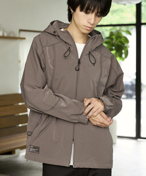 OAKLEY(オークリー)の「OAKLEY/オークリー FGL SECTOR JACKET 6.7 限定展開(ナイロンジャケット・メンズ・グレー/ブラック・LARGE/MEDIUM/SMALL)」の14枚目の写真