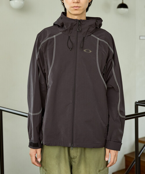 OAKLEY(オークリー)の「OAKLEY/オークリー FGL SECTOR JACKET 6.7 限定展開(ナイロンジャケット・メンズ・グレー/ブラック・LARGE/MEDIUM/SMALL)」の22枚目の写真