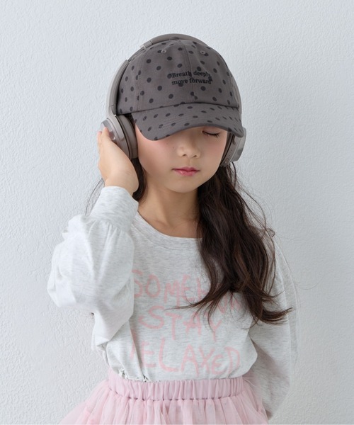 CIAOPANIC TYPY(チャオパニックティピー)の「【KIDS】起毛ツイルロゴCAP(キャップ・キッズ・チャコールグレー/レッド/ブラック・ONE SIZE)」の2枚目の写真