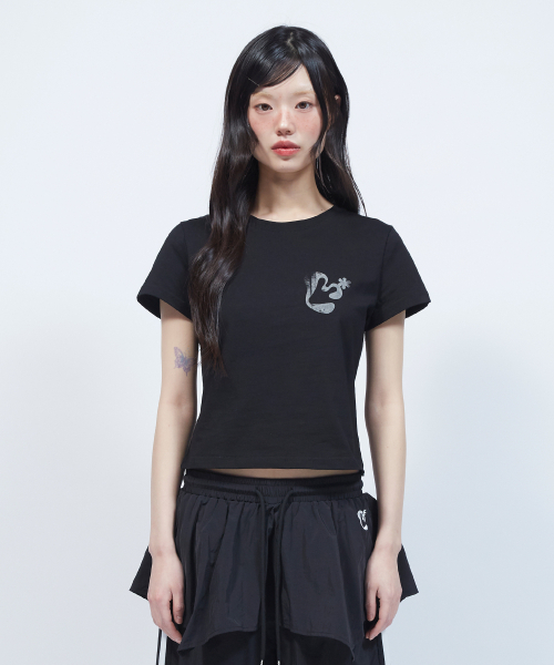 LMR（エルエムアール）の「ヴィンテージフローラルロゴスリム半袖TシャツBLACK（Tシャツ/カットソー・レディース・ブラック・SMALL）」の7枚目の写真
