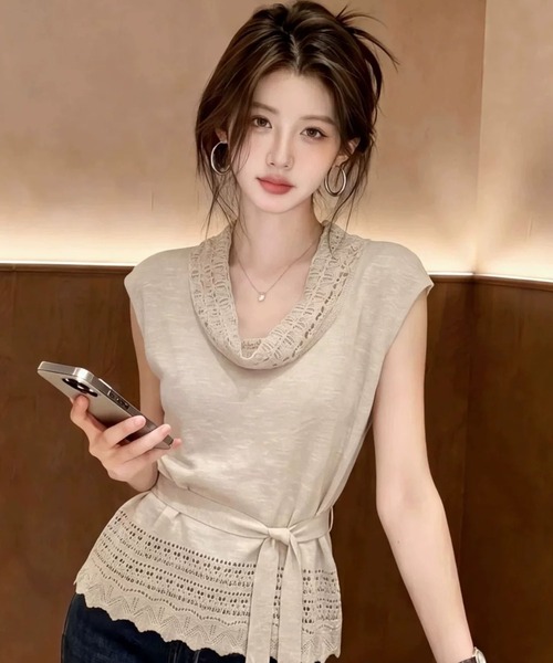 Girly Doll（ガーリードール）の「レース編みフレンチスリーブベルト付きニット（タンクトップ・レディース・ベージュ/グレー/ブラック/モカ・FREE）」の10枚目の写真