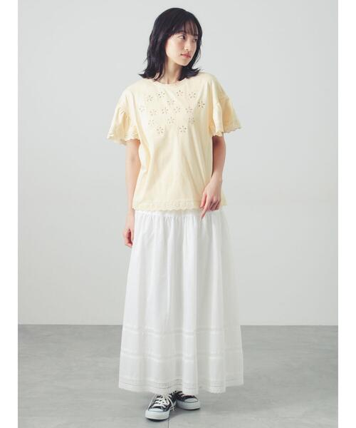 Samansa Mos2(サマンサ モスモス)の「カットワーク刺繍レースカットソー(Tシャツ/カットソー・レディース・キナリ/オフホワイト/ブラック・F)」の22枚目の写真