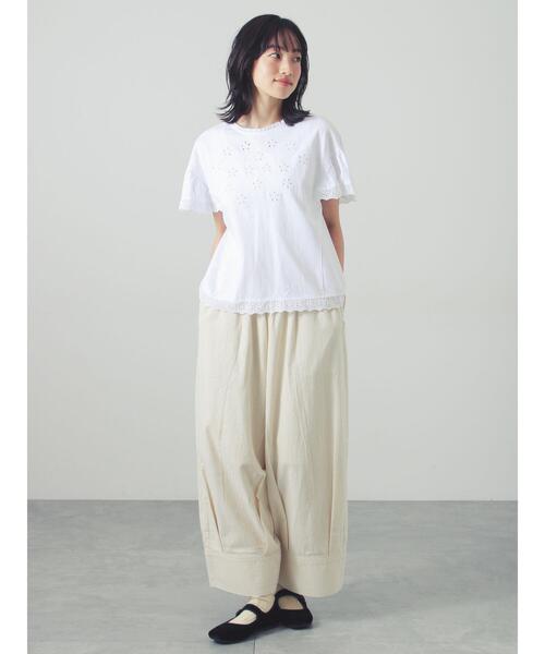 Samansa Mos2(サマンサ モスモス)の「カットワーク刺繍レースカットソー(Tシャツ/カットソー・レディース・キナリ/オフホワイト/ブラック・F)」の4枚目の写真