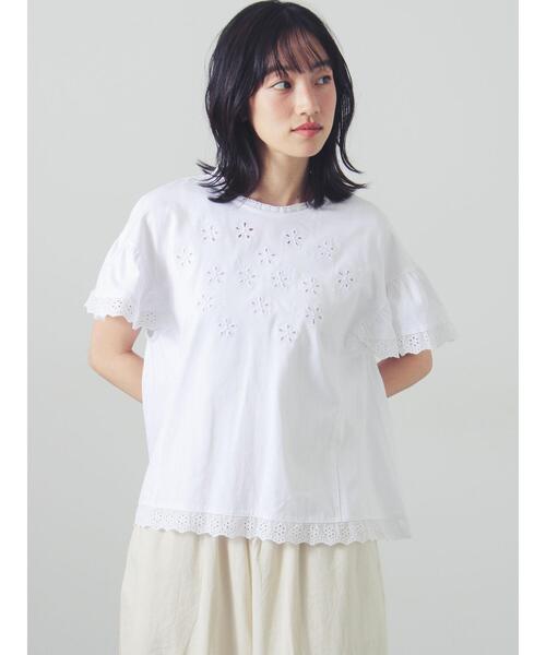 Samansa Mos2(サマンサ モスモス)の「カットワーク刺繍レースカットソー(Tシャツ/カットソー・レディース・キナリ/オフホワイト/ブラック・F)」の7枚目の写真