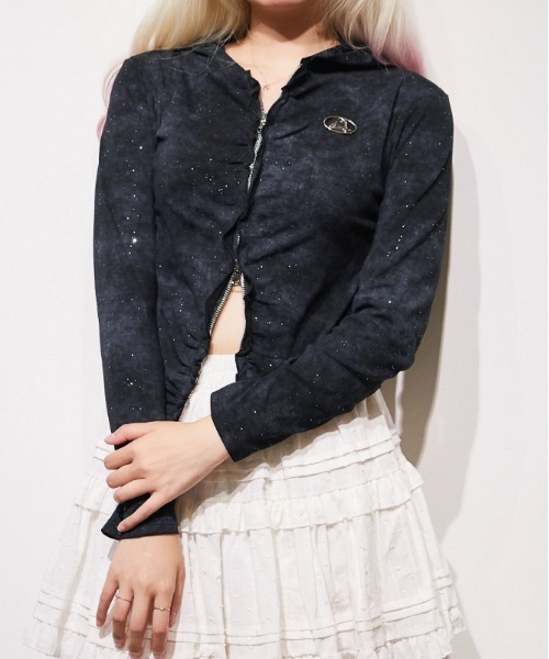 GORGE(ゴージ)の「【きらめくラメ】ギャザーフーディー 長袖|全4色(Tシャツ/カットソー・レディース・パープル/ブラック/オフホワイト/グリーン・F)」の20枚目の写真