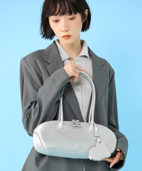 Casselini(キャセリーニ)ラウンドチャームバッグ（ハンドバッグ