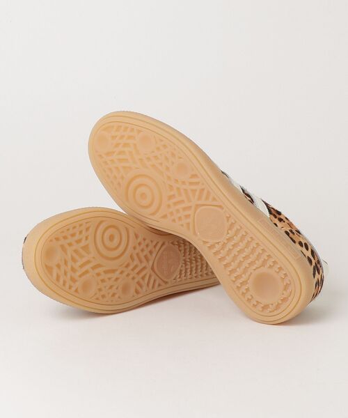 adidas(アディダス)の「adidas/アディダス Leopard Print Handball Spezial(スニーカー・レディース・ベージュ・23.5cm/24cm/24.5cm/25cm/23cm)」の3枚目の写真