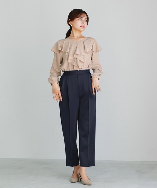 Emilyan(エミリアン)の「【 無敵のパンツ 】 ハイストレッチダンボールニット・センターシームストレートパンツ(その他パンツ・レディース・ネイビー/ライトベージュ/ブラック・S/M/L)」の17枚目の写真