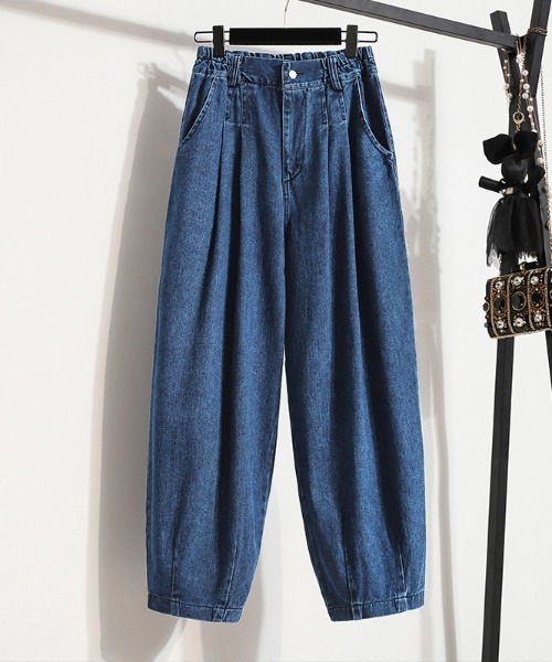 AMAJI(アマジ)の「テーパード デニムパンツ(デニムパンツ・レディース・ブルー/ライトブルー・X-LARGE/SMALL/MEDIUM/LARGE)」の2枚目の写真