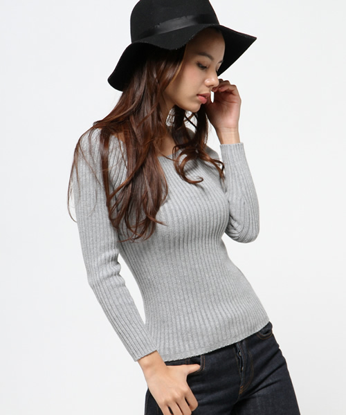 MOUSSY（マウジー）の「OFF SHOULDER RIB TOPS（ニット/セーター・レディース・ライトブルー/トップグレー/オフホワイト・FREE）」の12枚目の写真