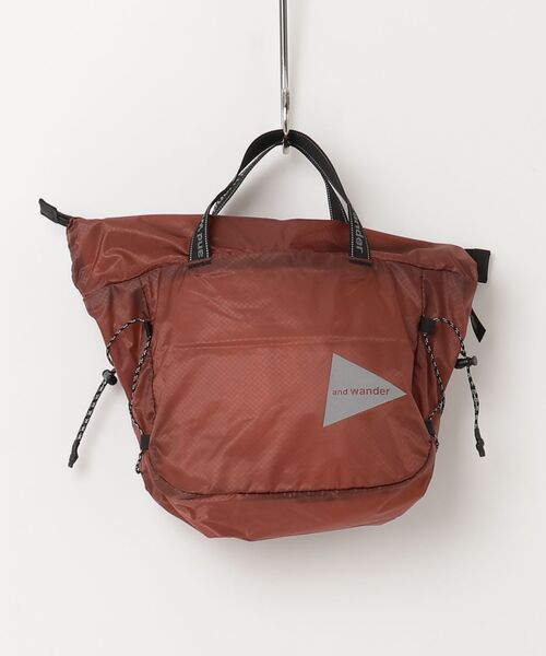 and wander(アンドワンダー)の「and wander/アンドワンダー sil mini tote bag(トートバッグ・メンズ・ピンク系その他4/ブラック・F)」の2枚目の写真