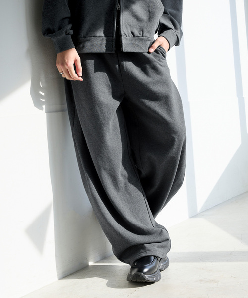 SERACE(セラス)の「【SERACE】HEAVY WEIGHT TWO TUCK CURVED SWEAT PANTS / ヘビーウェイト2タックカーブスウェットパンツ(スウェットパンツ・メンズ・チャコールグレー/杢グレー/ブラック系・S/M/L)」の7枚目の写真