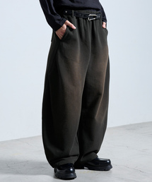 SERACE（セラス）の「【SERACE】HEAVY WEIGHT TWO TUCK CURVED SWEAT PANTS / ヘビーウェイト2タックカーブスウェットパンツ（スウェットパンツ）」