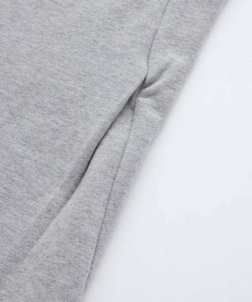 SERACE(セラス)の「【SERACE】HEAVY WEIGHT TWO TUCK CURVED SWEAT PANTS / ヘビーウェイト2タックカーブスウェットパンツ(スウェットパンツ・メンズ・チャコールグレー/杢グレー/ブラック系・S/M/L)」の17枚目の写真