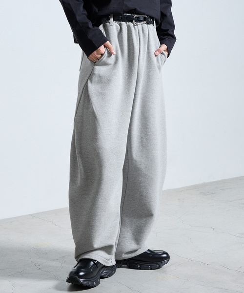 SERACE(セラス)の「【SERACE】HEAVY WEIGHT TWO TUCK CURVED SWEAT PANTS / ヘビーウェイト2タックカーブスウェットパンツ(スウェットパンツ・メンズ・チャコールグレー/杢グレー/ブラック系・S/M/L)」の1枚目の写真