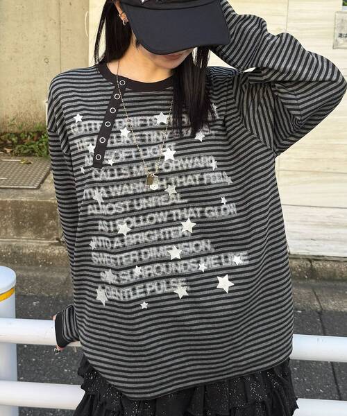 SEQUENZ(シークエンズ)の「※WEB限定 / ぼかしプリントヘンリーネックロンT / sqnzU BORDER L/S TEE(Tシャツ/カットソー・レディース・ブラック/ホワイト/ブラウン/その他5/ターコイズブルー/その他6・SMALL/MEDIUM/LARGE)」の13枚目の写真