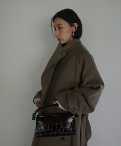 Ameri(アメリ)の「UND WOOL ASYMMETRY STAND COLLAR COAT(ダウンジャケット/コート・レディース・アイボリー/カーキ/ブラック/ライトブルー・SMALL/MEDIUM/SHORT)」の12枚目の写真