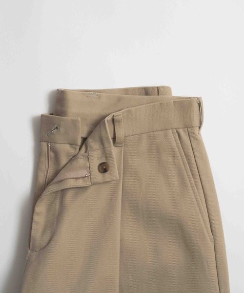 LURAKU(ルラク)の「【LURAKU】Wide Twill Chino pants / ワイドツイルチノパンツ(チノパンツ・メンズ・ベージュ/ブラック・SMALL/MEDIUM/LARGE)」の14枚目の写真