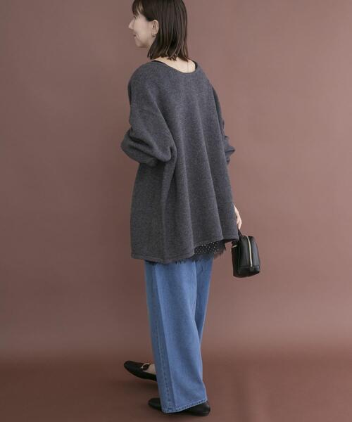 ITEMS URBANRESEARCH(アイテムズ アーバンリサーチ)の「2WAYボリュームニット(ニット/セーター・レディース・チャコールグレー/ライトブルー/ベージュ・FREE)」の7枚目の写真